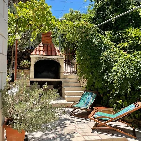 Vila Desa Splitska